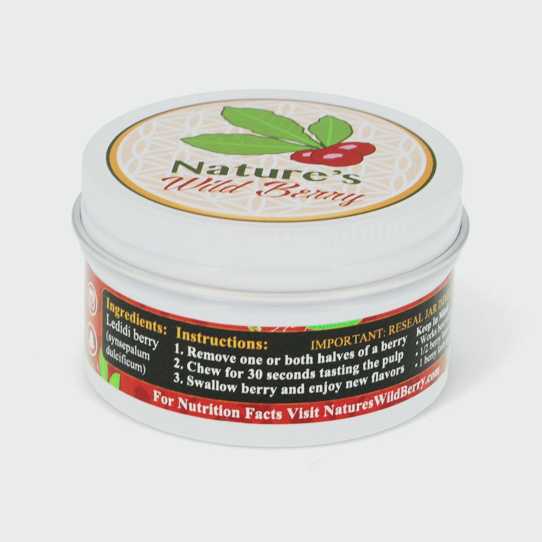 Nature's Wild Berry Travel Jar turning a full 360 degrees on a white background